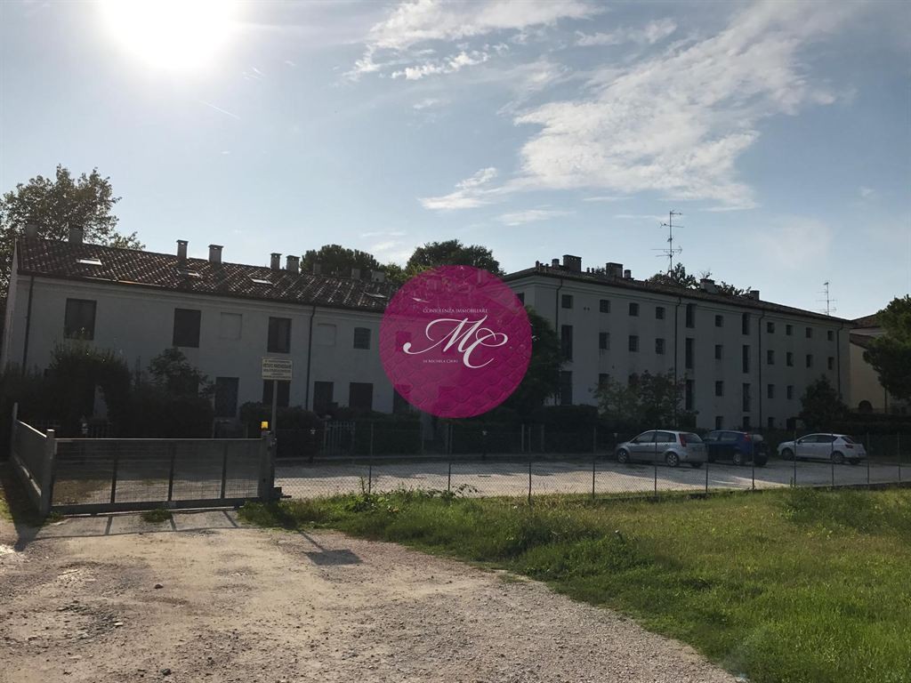 Affitto Posto Auto Scoperto San Bartolo - Ravenna