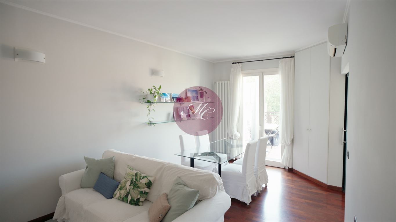 CENTRO STORICO RAVENNA (RA): Appartamento signorile in contesto bifamiliare